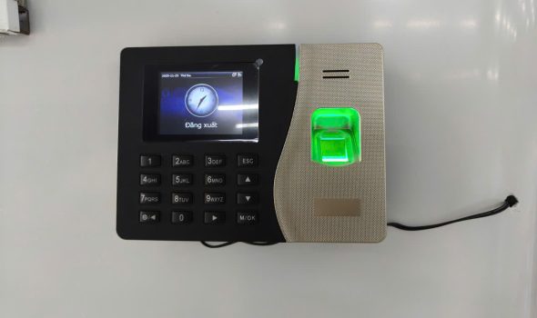 Máy chấm công dưới 3 triệu có đáng mua không? (Review chi tiết 2026)
